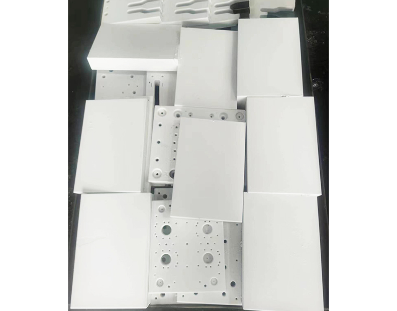 模具超深冷處理1.jpg